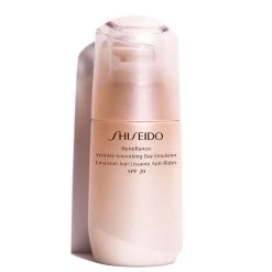 Shiseido Benefiance Wrinkle Smoothing Day Emulsion SPF20